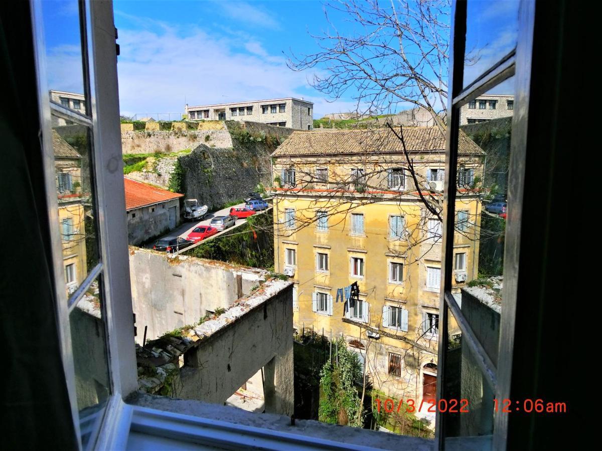 Ami's House Only For Women Dormer Hostel Corfu (city)